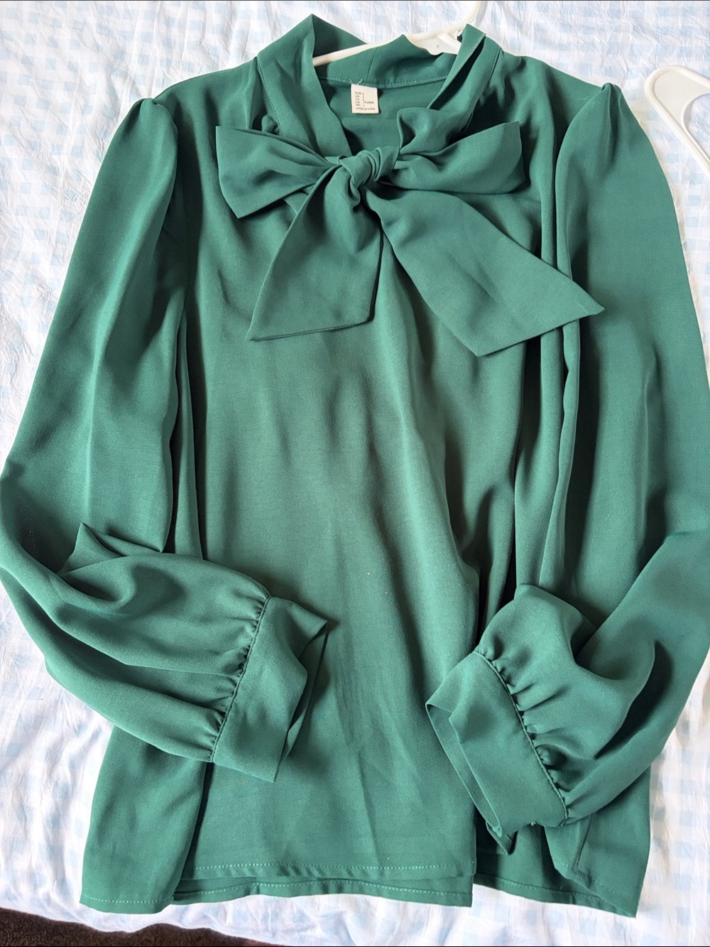 Womens Green Bow-Tie Blouse